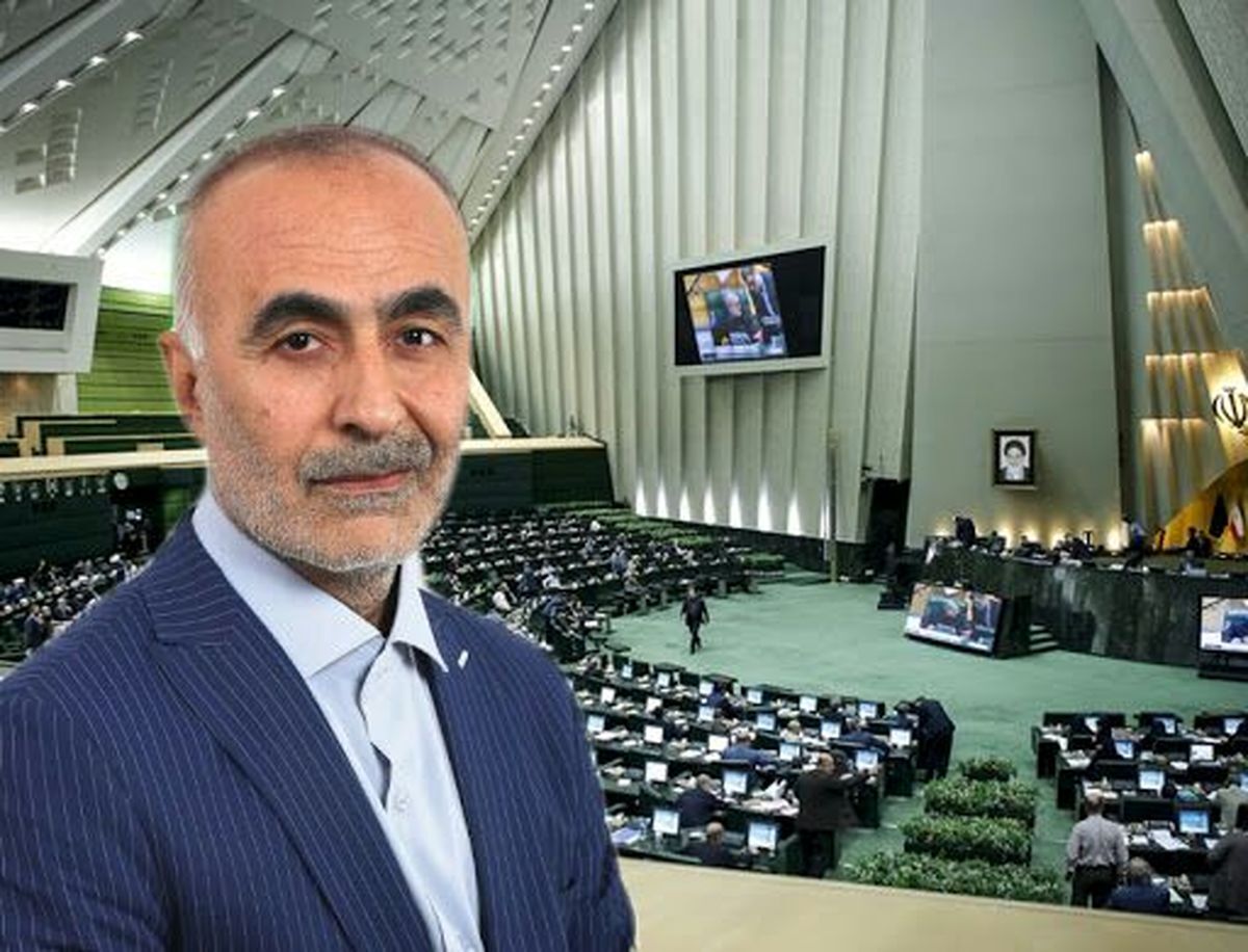 دولت باید آرایش جنگی به خود بگیرد/آزاد سازی کالاها در گمرک تسهیل شود