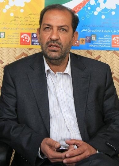 دوره مربیگری فوتبال در همدان در حال برگزاری است