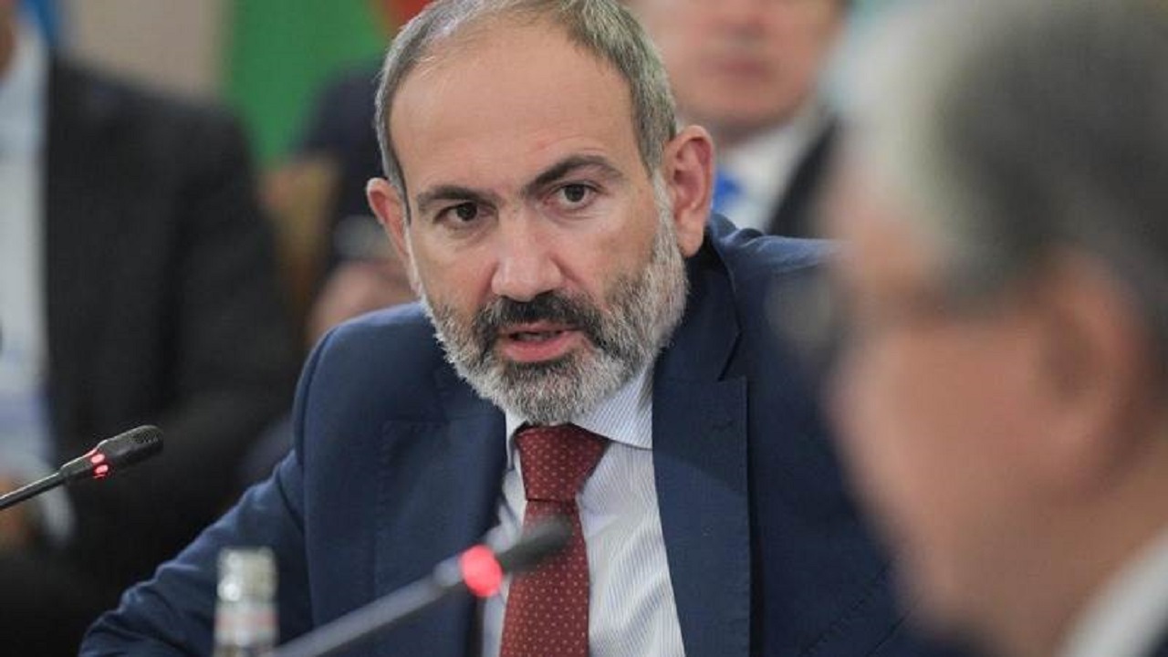 پاشینیان وزیر دفاع ارمنستان را برکنار کرد