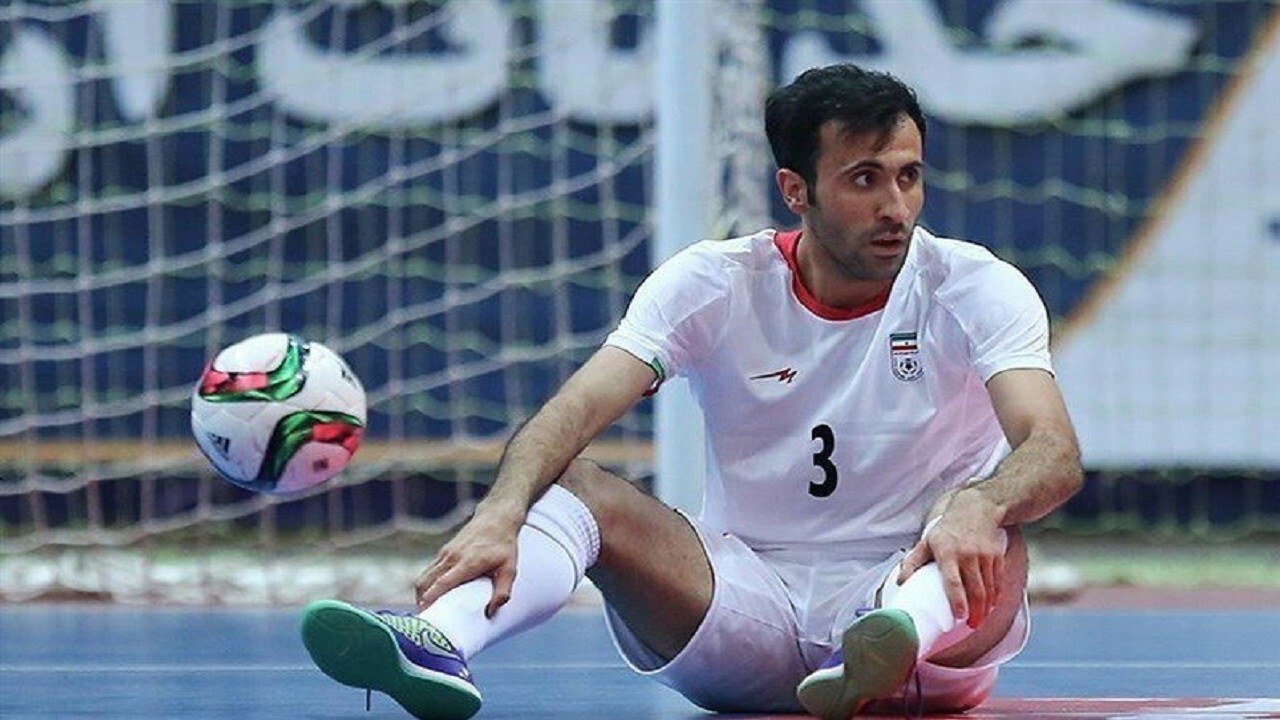 اسماعیل پور: مسئولان همیشه به فوتسال مانند بچه سر راهی نگاه کرده اند