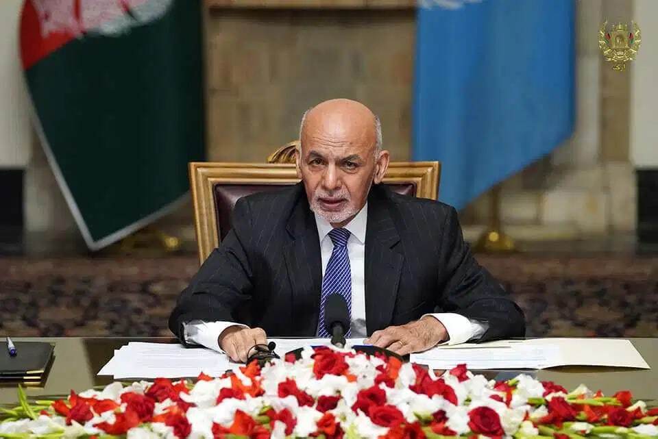 اشرف غنی: دولت تعهد محکمی به تداوم مذاکره با طالبان دارد