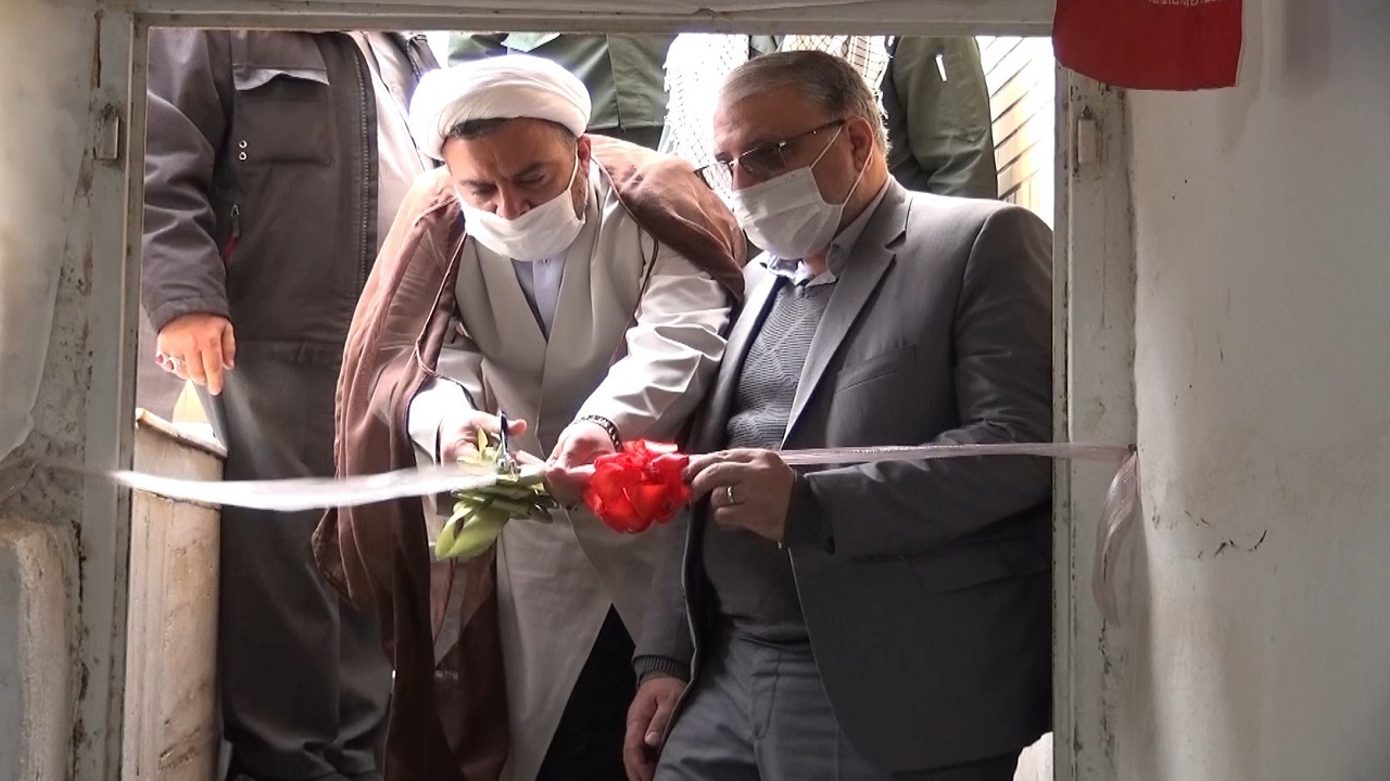 بهره برداری از یک کارگاه خیاطی در کاشان
