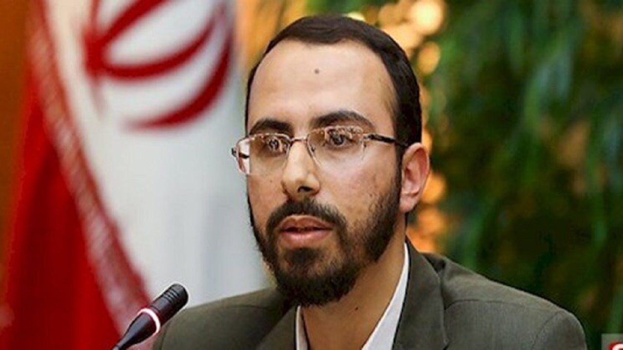 جمعیت دانشجویی در علوم پایه کم است