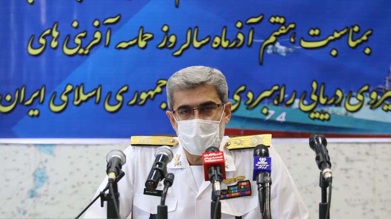 نیروی دریایی در اوج آمادگی دفاعی است/ ضربه مهلک به دشمن بعثی هرگز فراموش نخواهد شد