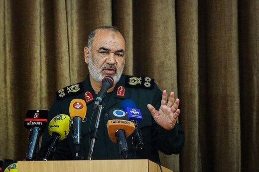 بسیج حل&zwnj;&zwnj;کننده مشکلات جامعه است