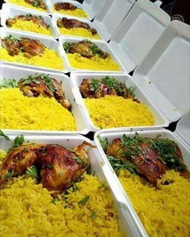 پخت غذای رایگان برای بیماران در قرنطینه مبتلا به کرونا