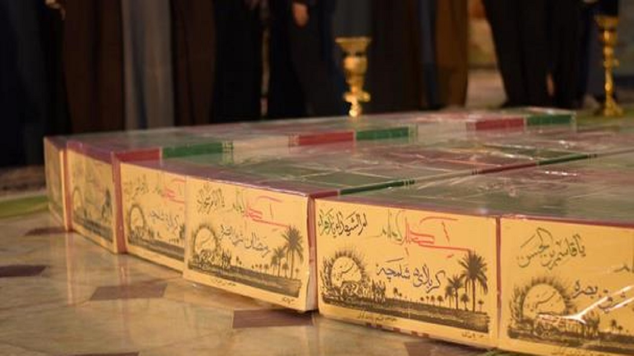 مراسم وداع با هفت لاله بی نشان در قم برگزار شد