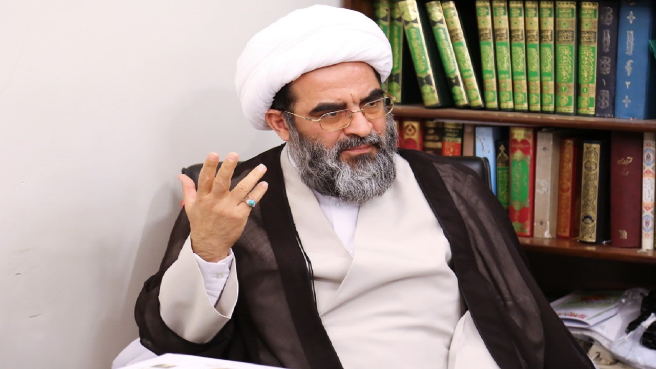 حضور شیعه در مرقد‌های ائمه برای تقویت توحید است