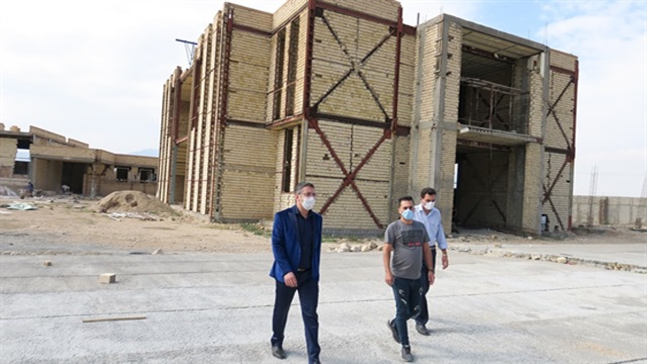 ساخت یک مجتمع گردشگری در کازرون