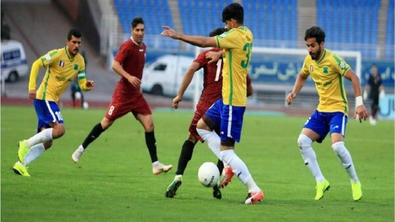 تساوی شهرخودرو و صنعت نفت/ رحمتی اخراج شد!