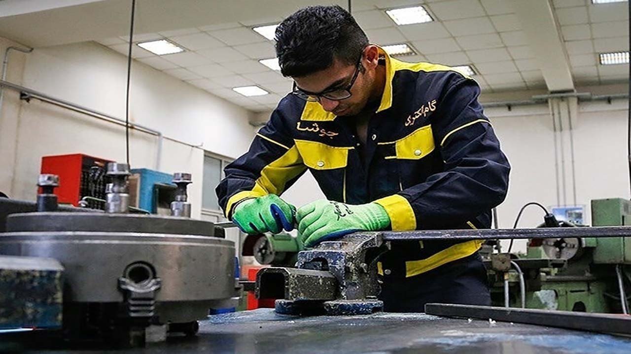 ارائه آموزش‌های مهارتی به بیش از ۶ هزار و ۹۰۰ نفر در آذربایجان غربی
