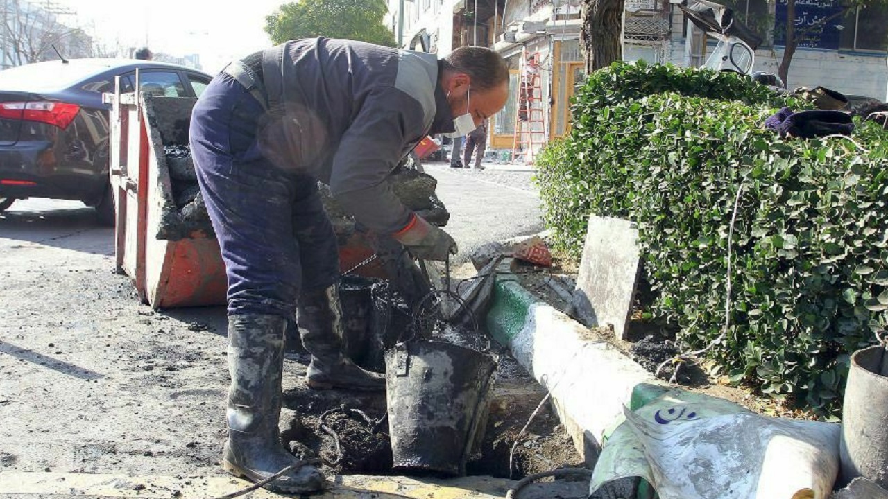 لایروبی کانال‌های جمع آوری آب‌های سطحی و مسیل‌های مشهد