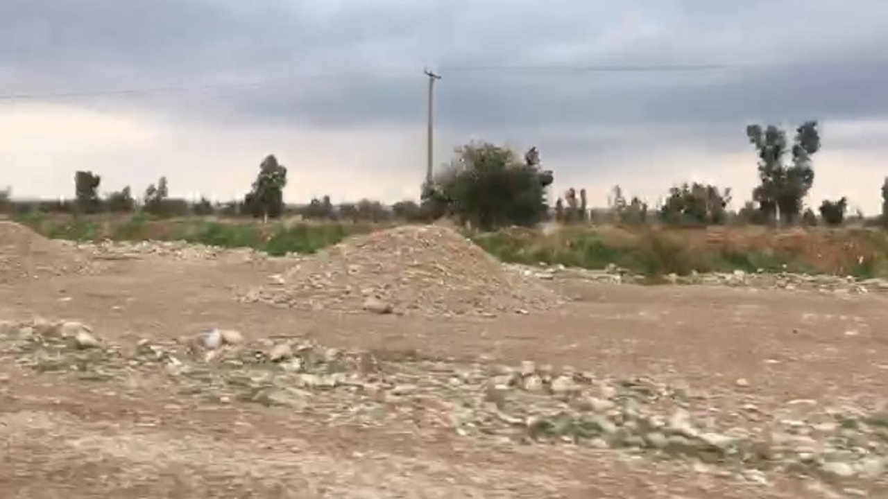 نیمه کاره رها شدن جاده دهلران به مهران + فیلم