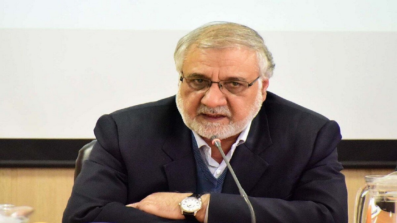 ادامه فعالیت ادارات با حضور حداکثر یک سوم کارکنان