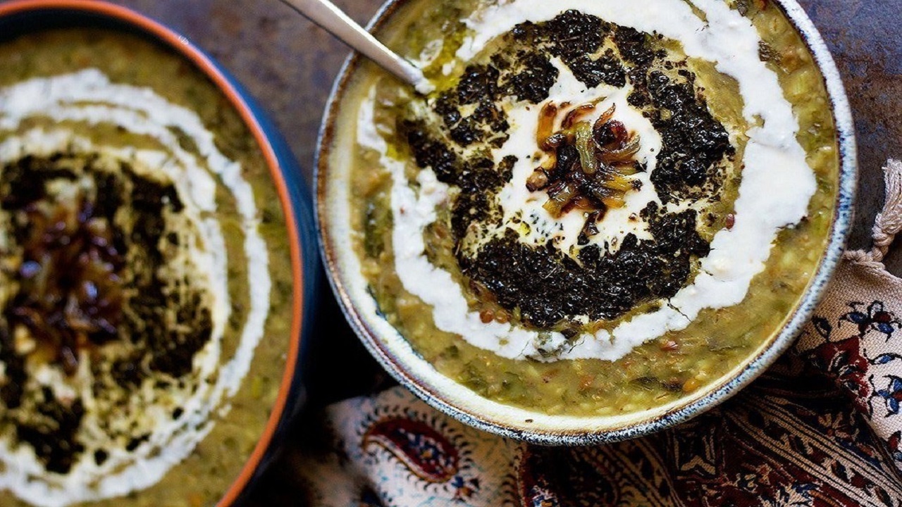 طرز تهیه آش بادمجان + فوت و فن پخت آش بادمجان در شهر‌های مختلف ایران