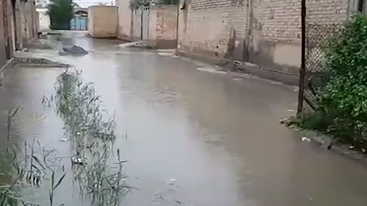 وضع نامناسب خیابان‌‌های کوی کارگر بعد از بارندگی + فیلم