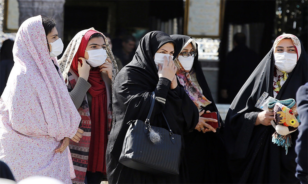 عدم استفاده از ماسک در دورهمی‌ها خطر ابتلا به کرونا را دوچندان می‌کند