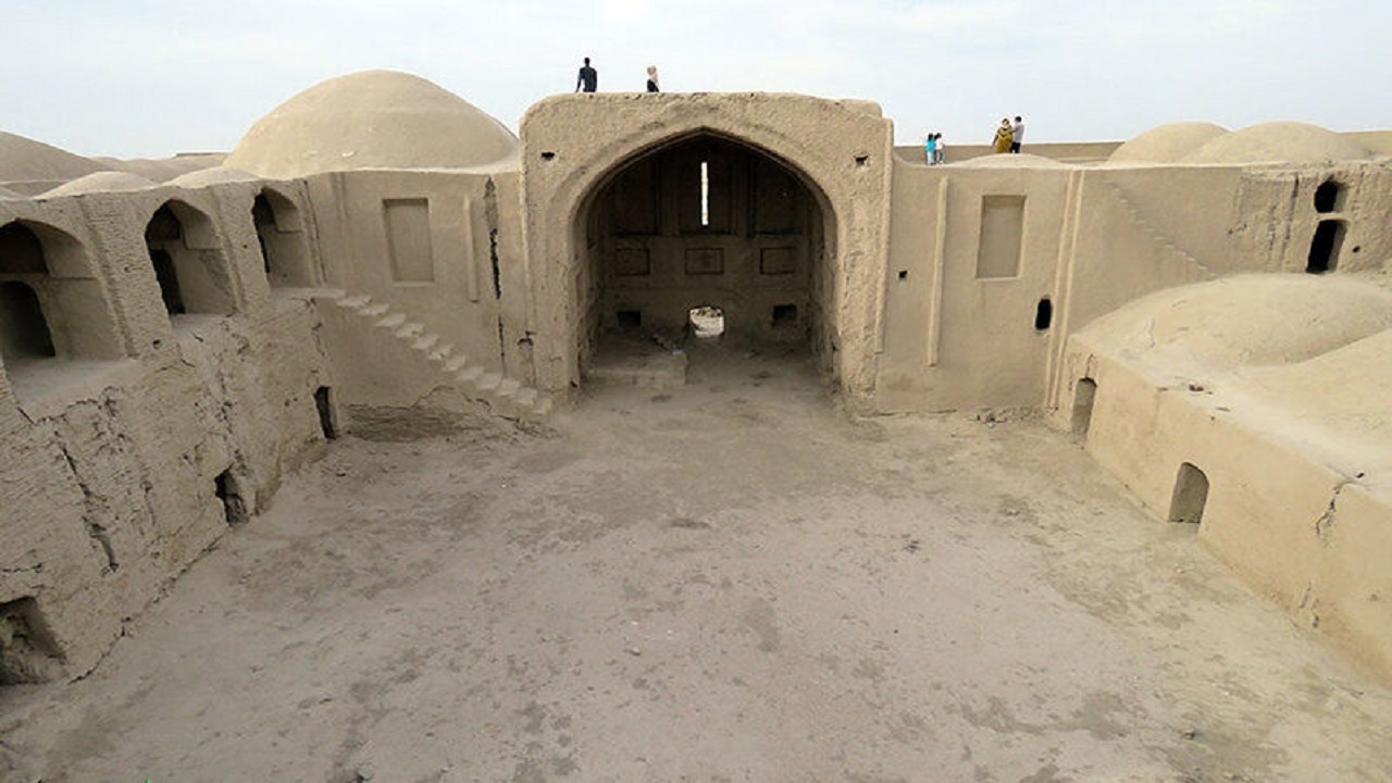 قلعه رستم بنایی باشکوه در کویر سیستان و بلوچستان