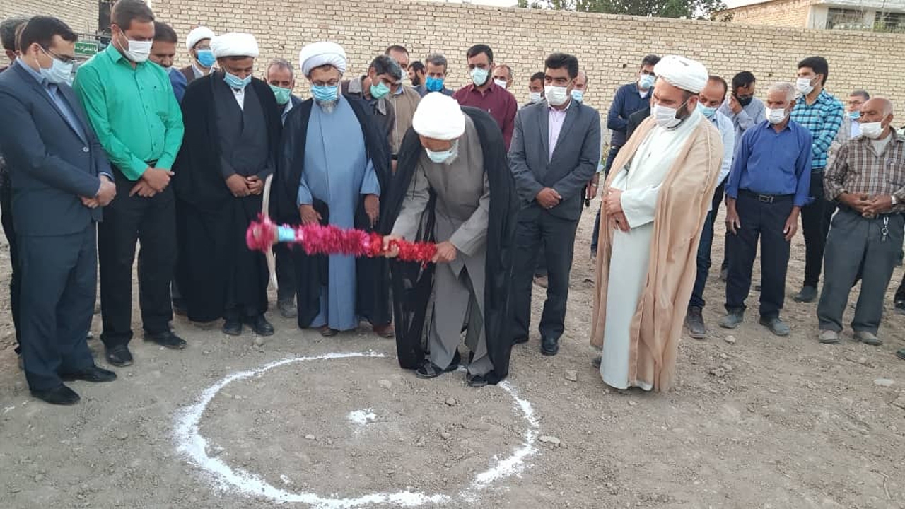 ساخت مدرسه شبانه روزی حفظ قرآن در روستای صحرا رود فسا