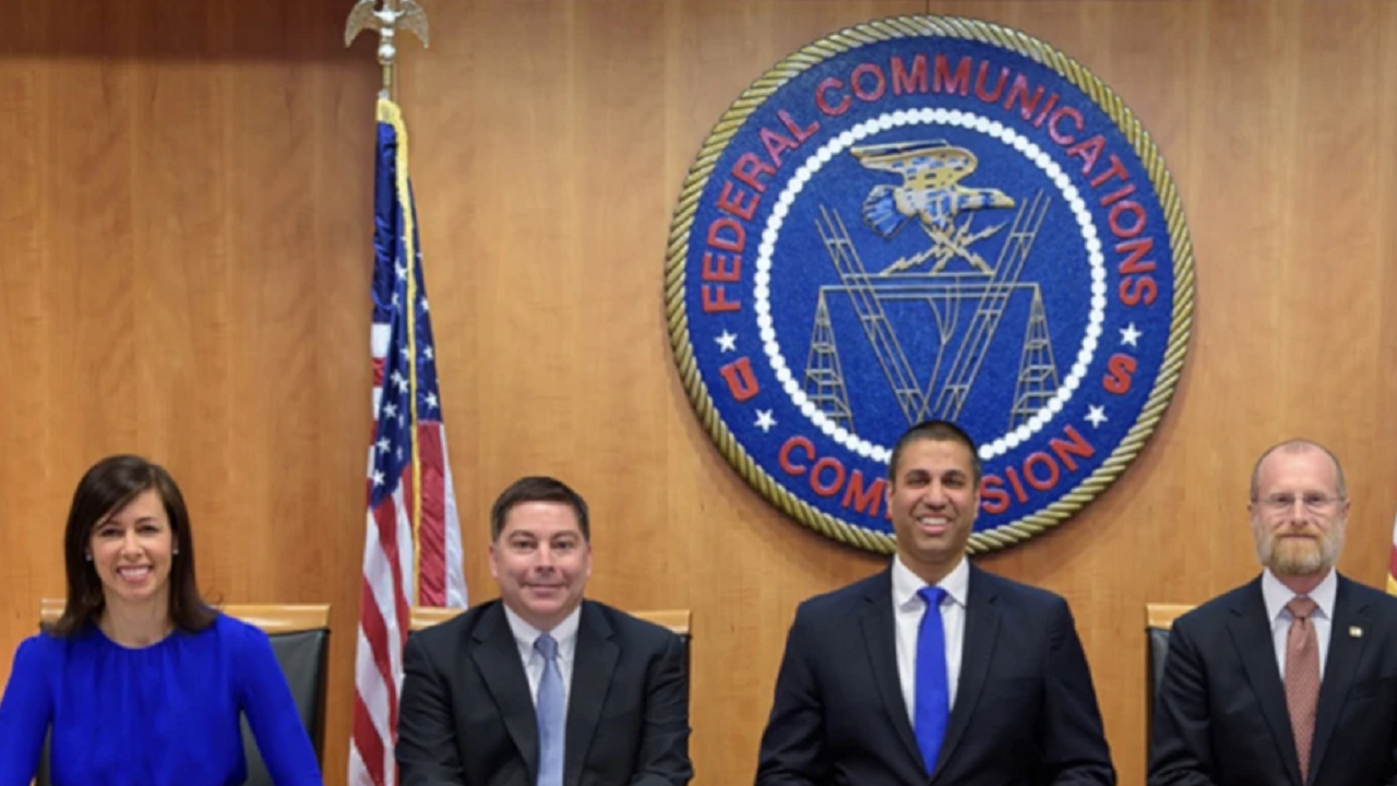 سازمان FCC به دنبال اعمال محدودیت‌ها برای هوآوی در آمریکا است