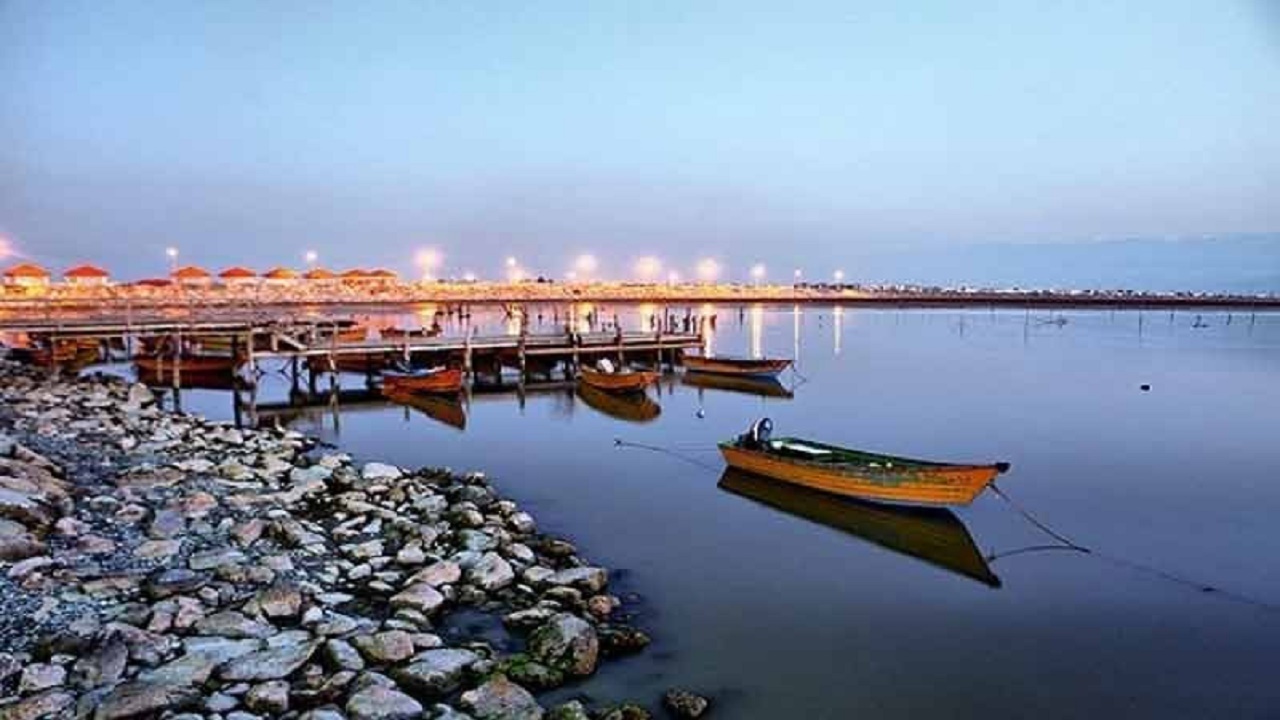 کرانه‌های ساحلی خلیج گرگان پاکسازی شد