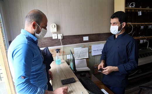 استقبال زائران بانوی کرامت از دفاتر شارژ تلفن همراه +تصاویر