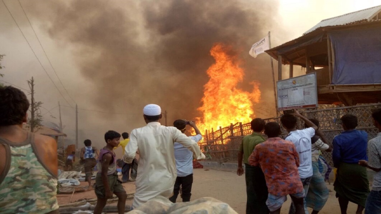 حریق نزدیک اردوگاه پناهندگان روهینگیا