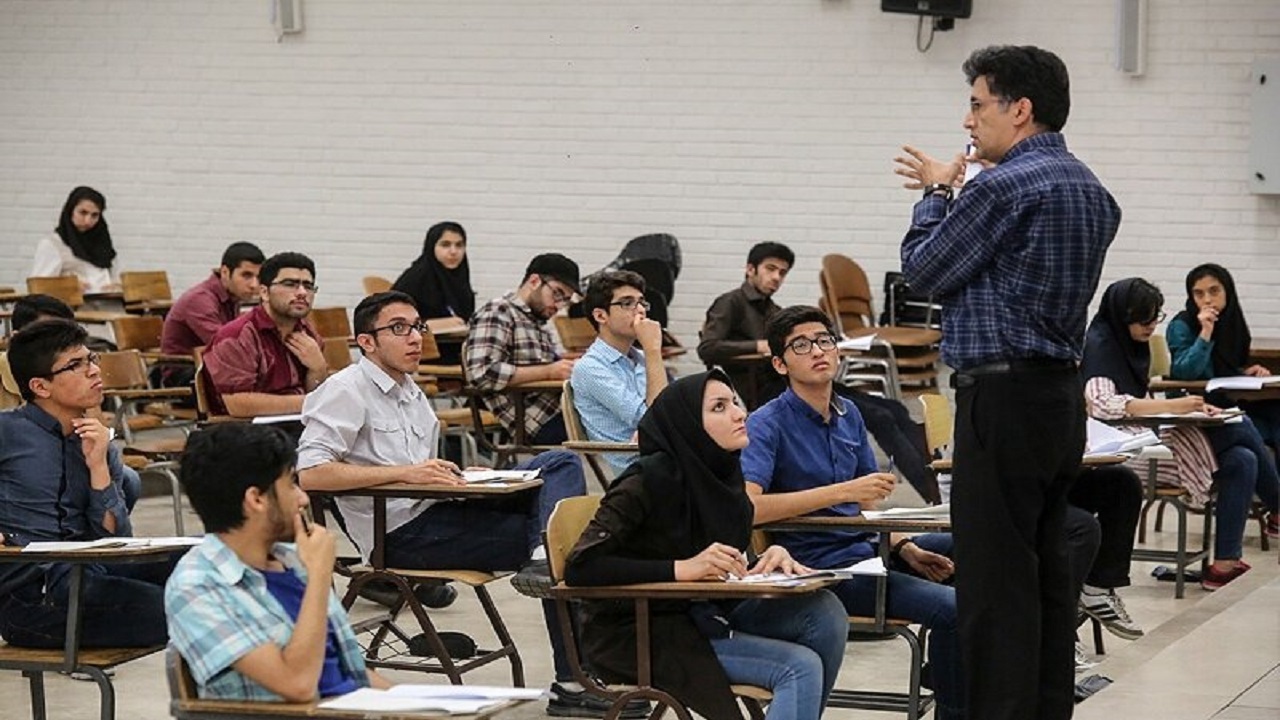 چند برابر شدن آمار ابتلا به کرونا با بازگشایی دانشگاه‌ها