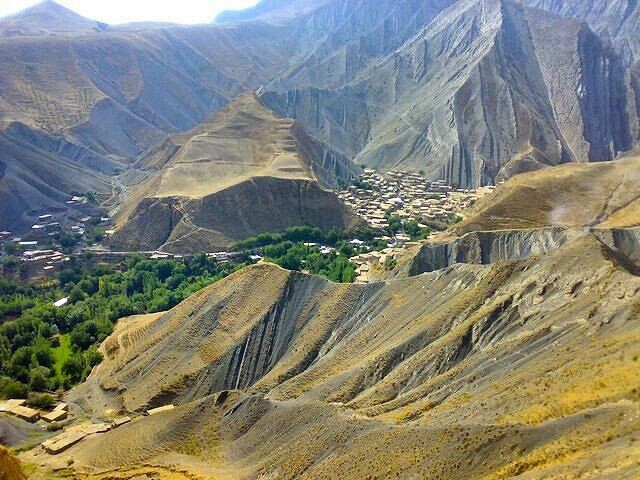 چرم&zwnj;کهنه؛ روستایی برای مشتاقان کوهنوردی