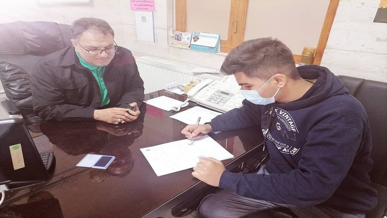 دروازه بان سابق تیم فوتسال سن ایچ ساوه به لیگ دسته یک پیوست