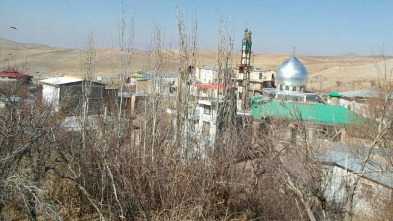 بازسازی و مرمت بقعه امامزاده علی اصغر تفرش