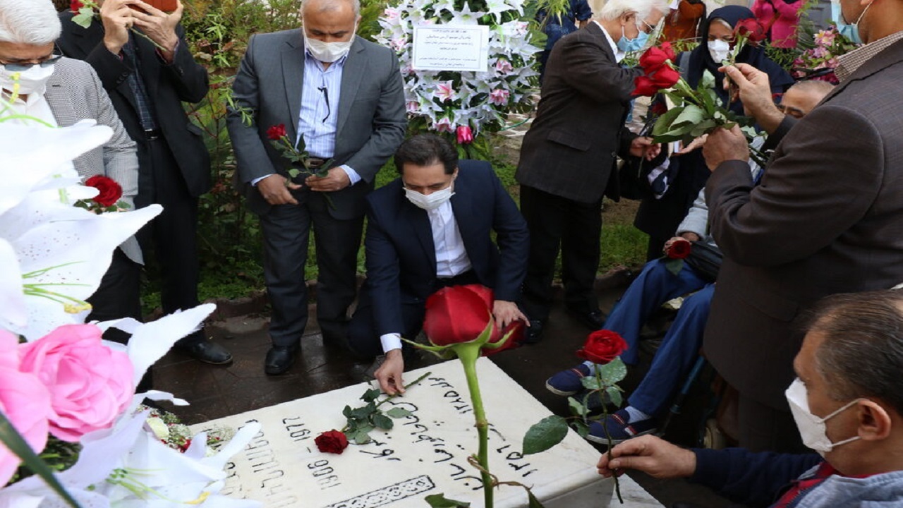 گرامیداشت آرسن میناسیان در رشت