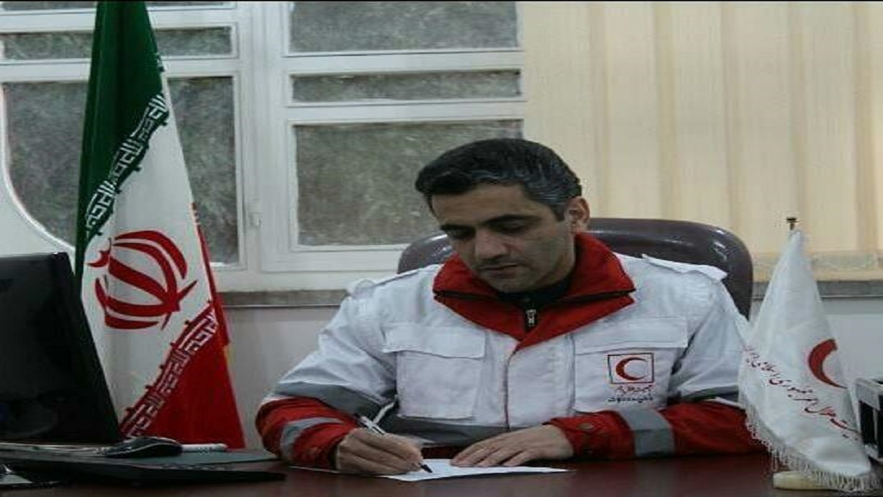 ۵ نفر از نجات گران جمعیت هلال احمر شهرستان ملایر درجه ایثار را دریافت کردند