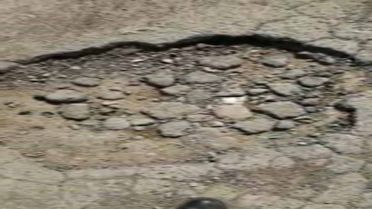 گلایه از وضع نامناسب خیابان‌ها در اصفهان + فیلم