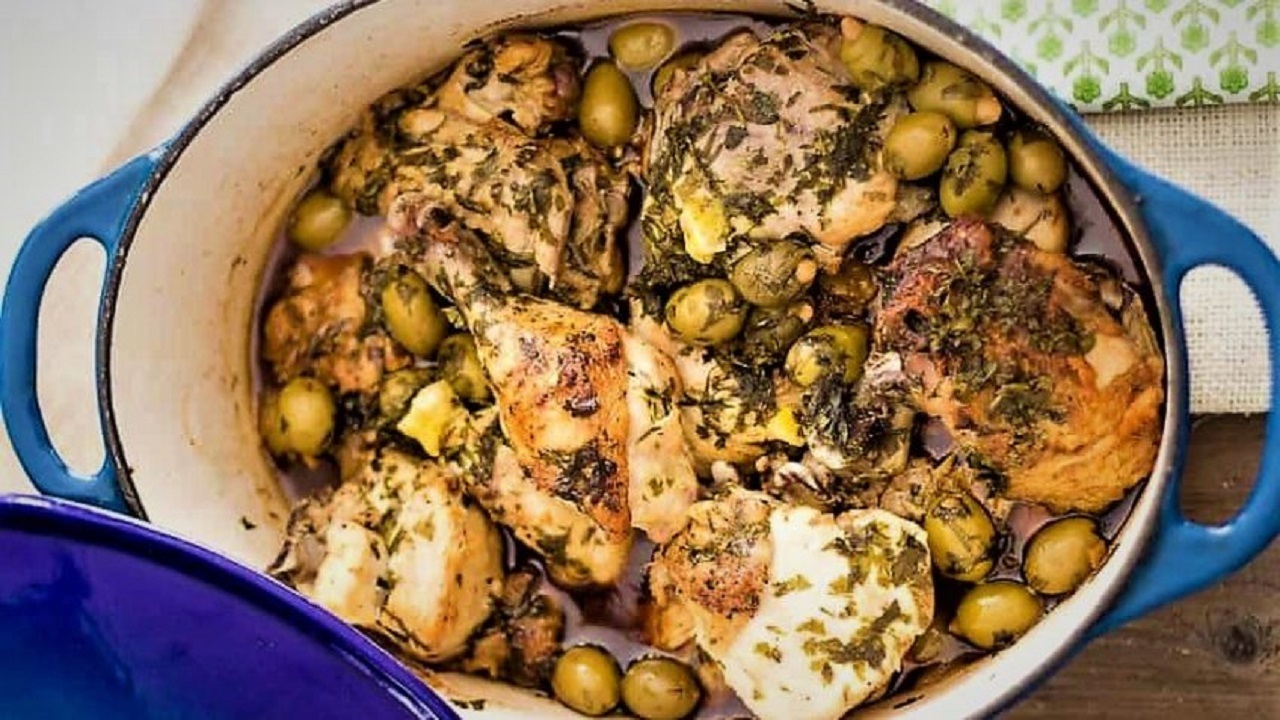 آموزش آشپزی؛ از فوت و فن و راز&zwnj;های تهیه حلیم گندم کشدار و خورش اسپناساک مقوی تا دوغ گازدار خانگی + تصاویر