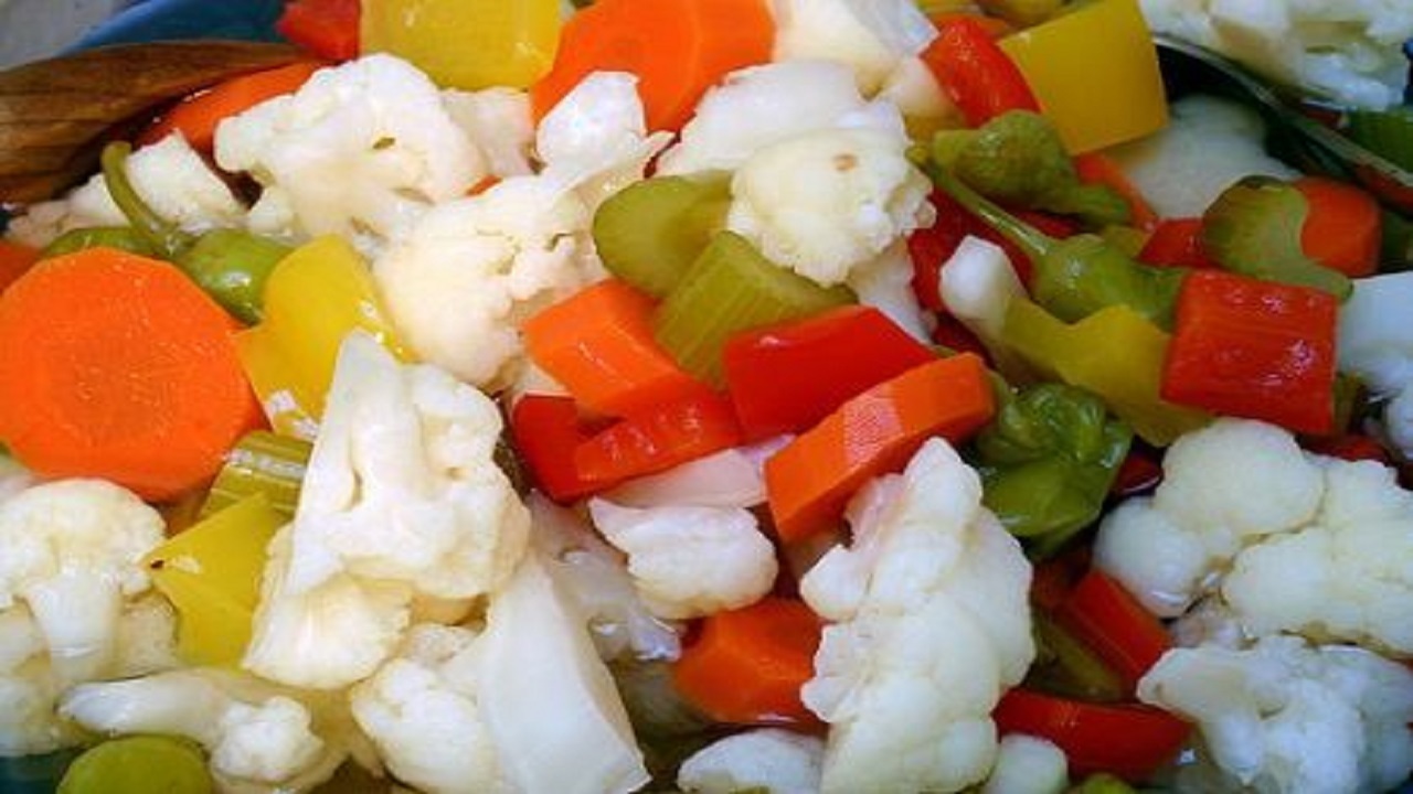 آموزش آشپزی؛ از فوت و فن و راز&zwnj;های تهیه حلیم گندم کشدار و خورش اسپناساک مقوی تا دوغ گازدار خانگی + تصاویر