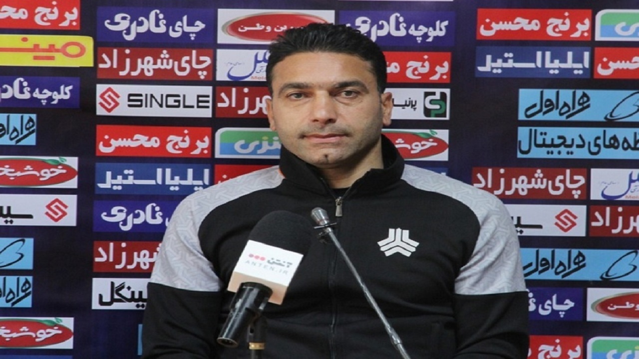 مربی تیم فوتبال سایپا: به دلیل کم تجربگی مقابل سپاهان گل دریافت کردیم