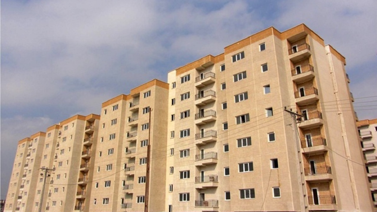 بهره برداری از مسکن مهر ۵۲۸ واحدی بندرعباس