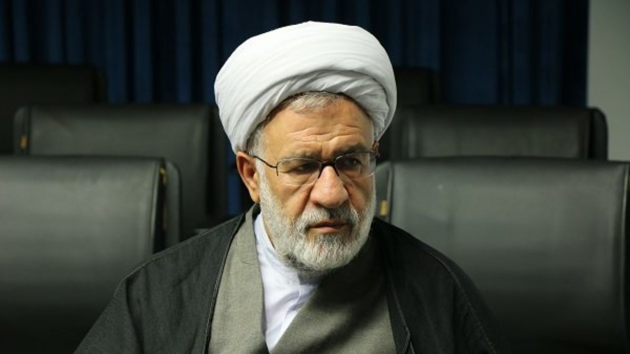 هنوز عنابستانی مدرکی مبنی بر مشکل سرباز راهور ارائه نکرده است