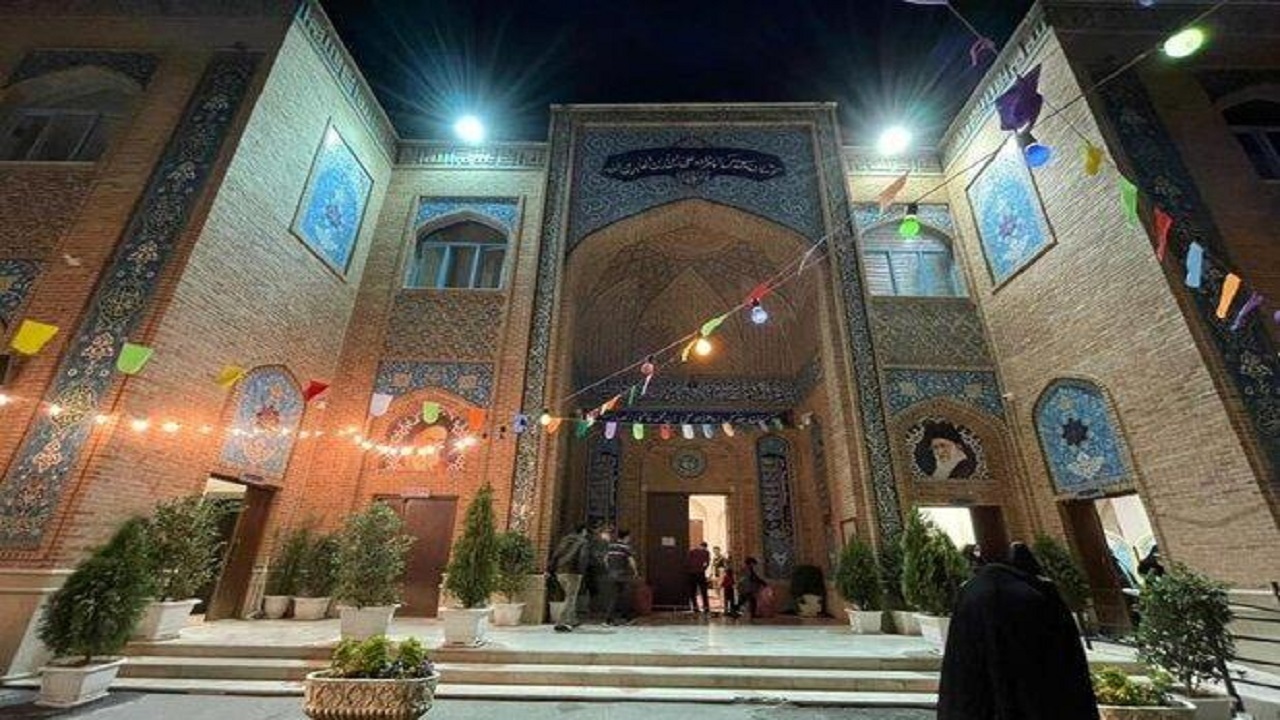 شروع طرح توسعه شبستان امامزاده هارون الرشید (ع)