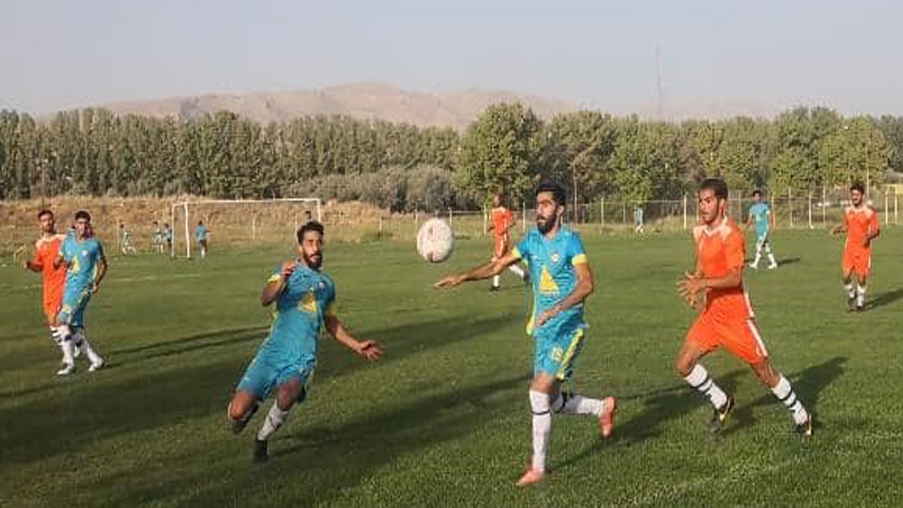 فوتبالیست‌های فارسی مهمان سیرجانی‌ها