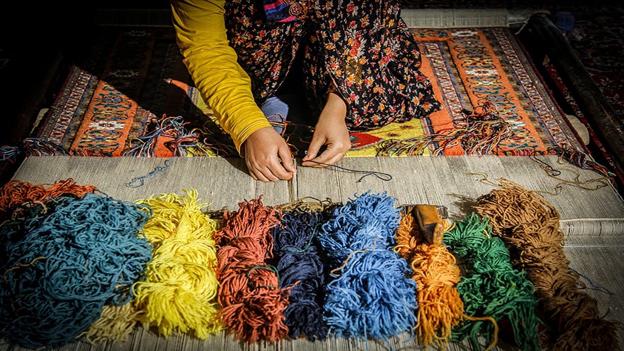 اعطای بیش از ۹۳ میلیارد ریال تسهیلات به هنرمندان صنایع دستی کرمان