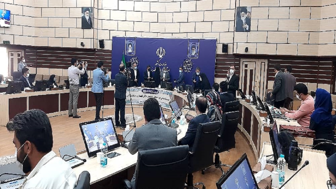 جوانان به عرصه میدان بیایند/چراغ راه با مشارکت جوان ایرانی روشن می شود