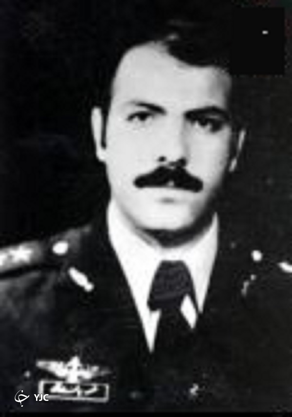 خلبانی که در والفجر ۸ به شهادت رسید + تصاویر