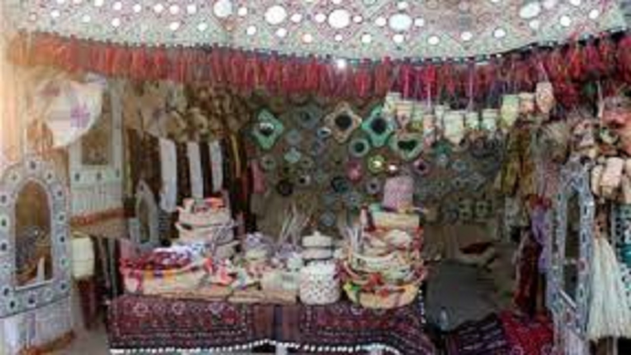 تولیدات صنایع دستی سیستان و بلوچستان در سطح ملی و فراملی عرضه می‌شود
