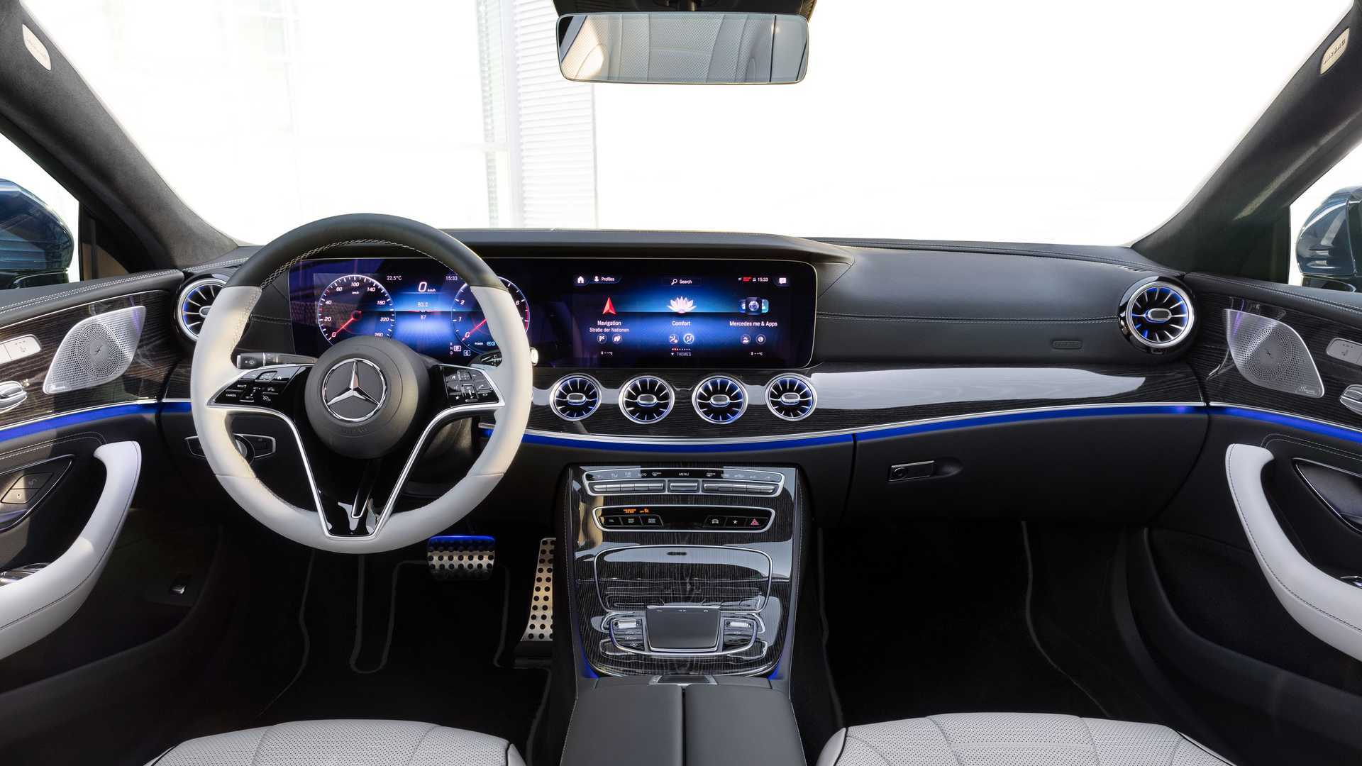 اولین مرسدس بنز 2022 CLS با چهره و فرمان جدید