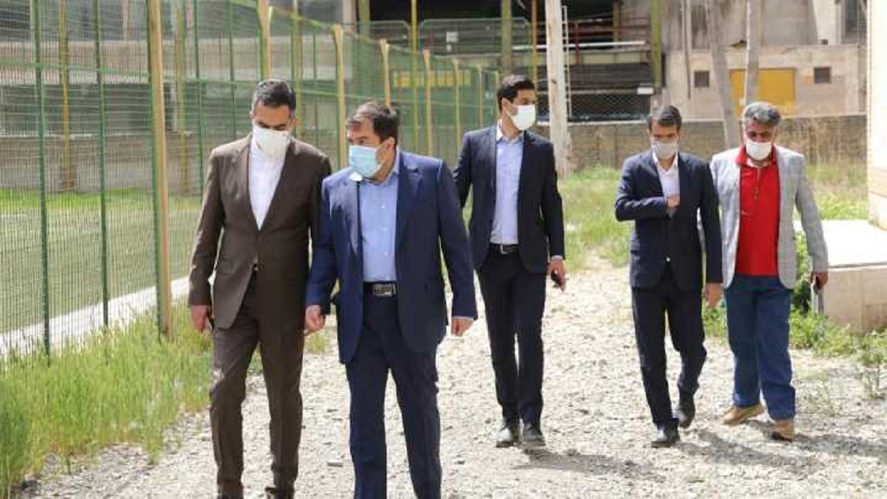 بازدید مدیران پرسپولیس و شهرداران مناطق ۱۸ و ۱۹ از ورزشگاه جدید سرخپوشان