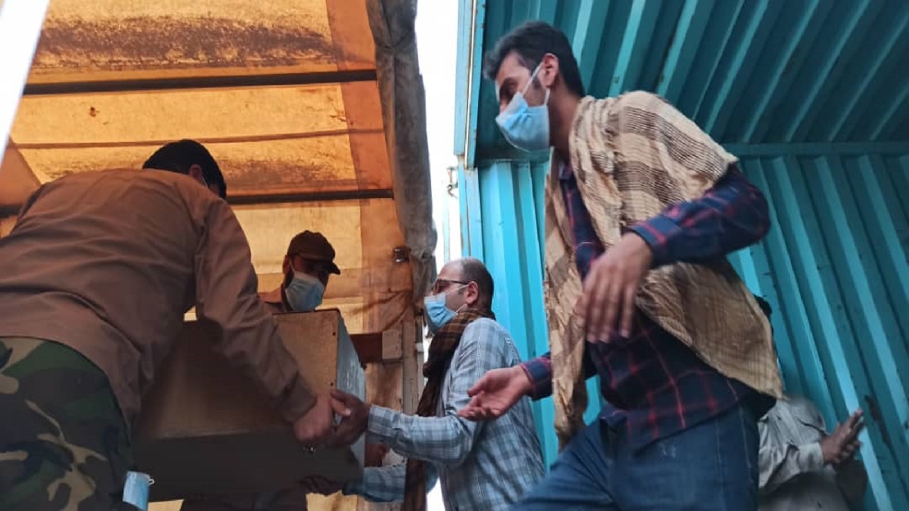ورود پیکر پاک ۶۳ شهید گلگون کفن از مرز شلمچه به میهن /جسد پنج جان باخته عراقی تحویل دولت عراق شد
