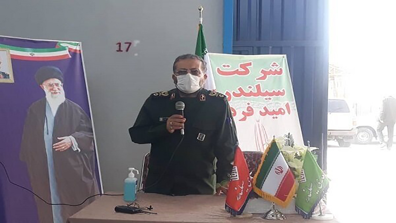 سال ۱۴۰۰ زمان پیروزی کشور در عرصه اقتصادی است