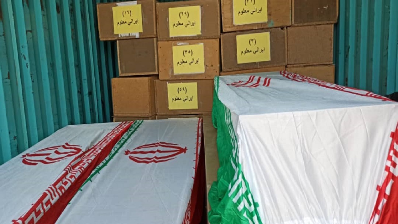 پیکر مطهر ۶۳ شهید از مرز بین المللی شلمچه وارد کشور شد + فیلم